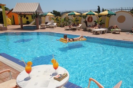 Grecian Fantasia Resort - 11