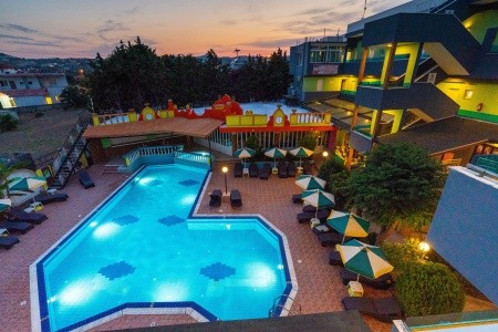 Grecian Fantasia Resort - 12