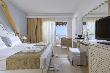 Alexander Beach Hotel & Village - 26