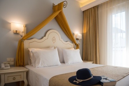 Alexander Beach Hotel & Village - 38