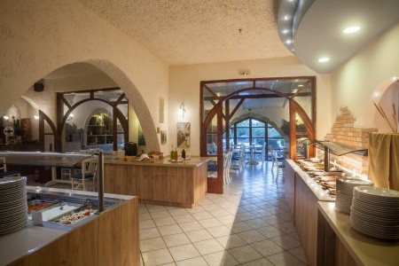 Grécko Kréta Erato 8 dňový pobyt Polpenzia Letecky Letisko: Praha September 2025 (27/09/25- 4/10/25)