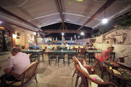 Grécko Kréta Erato 8 dňový pobyt Polpenzia Letecky Letisko: Praha September 2025 (27/09/25- 4/10/25)