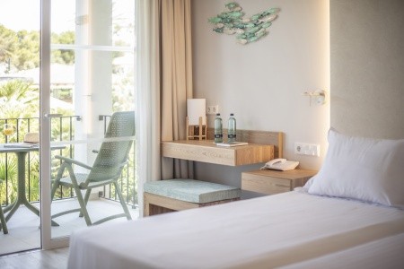 Blau Colonia Sant Jordi Resort - 16