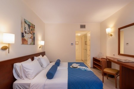 Anissa Beach & Village - 15