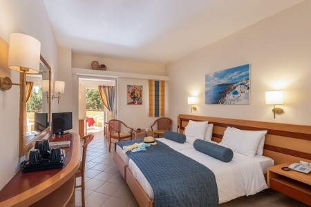 Anissa Beach & Village - 40