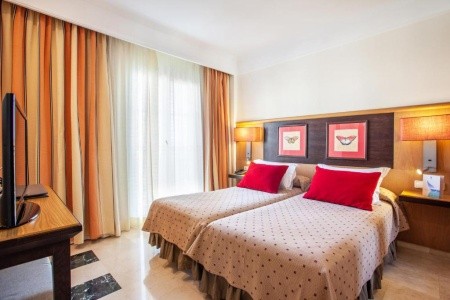 Španielsko Mallorca Grupotel Playa De Palma Suites & Spa 7 dňový pobyt Polpenzia Letecky Letisko: Praha July 2026 (20/07/26-26/07/26)