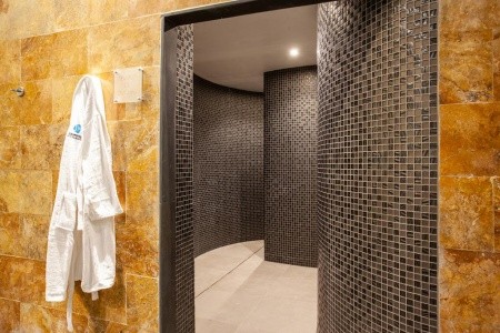 Španielsko Mallorca Grupotel Playa De Palma Suites & Spa 7 dňový pobyt Polpenzia Letecky Letisko: Praha July 2026 (20/07/26-26/07/26)