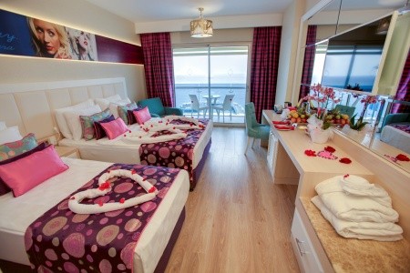 Azura Deluxe Resort & Spa - 18