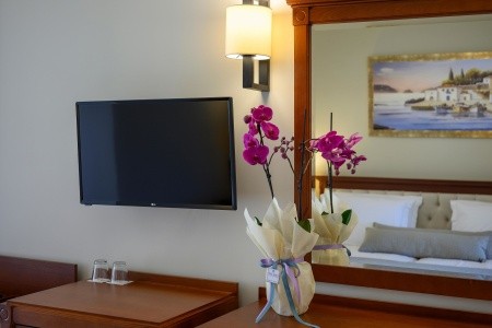 Grécko Kréta Vantaris Palace 5 dňový pobyt Polpenzia Letecky Letisko: Praha May 2026 (31/05/26- 4/06/26)