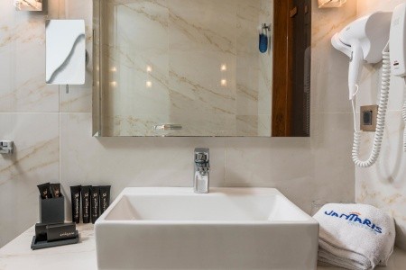 Grécko Kréta Vantaris Palace 5 dňový pobyt Polpenzia Letecky Letisko: Praha May 2026 (31/05/26- 4/06/26)