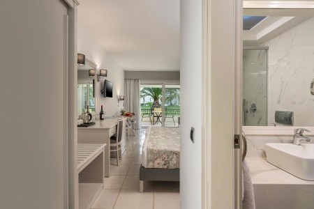 Grécko Kréta Vantaris Palace 5 dňový pobyt Polpenzia Letecky Letisko: Praha May 2026 (31/05/26- 4/06/26)