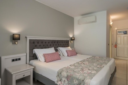 Grécko Kréta Vantaris Palace 5 dňový pobyt Polpenzia Letecky Letisko: Praha May 2026 (31/05/26- 4/06/26)