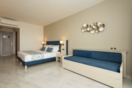 Grécko Kréta Vantaris Palace 5 dňový pobyt Polpenzia Letecky Letisko: Praha May 2026 (31/05/26- 4/06/26)