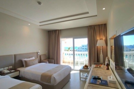 Egypt Hurghada Sunny Days El Palacio Resort & Spa 8 dňový pobyt All Inclusive Letecky Letisko: Bratislava June 2026 ( 2/06/26- 9/06/26)