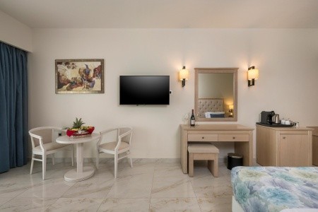 Grécko Kréta Vantaris Palace 5 dňový pobyt Polpenzia Letecky Letisko: Praha May 2026 (31/05/26- 4/06/26)