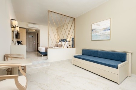 Grécko Kréta Vantaris Palace 5 dňový pobyt Polpenzia Letecky Letisko: Praha May 2026 (31/05/26- 4/06/26)