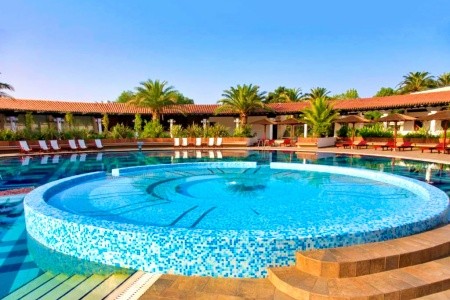 Čierna Hora Budva Slovenska Plaza 4* 8 dňový pobyt Polpenzia Letecky Letisko: Praha September 2025 ( 7/09/25-14/09/25)