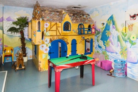 Kanárske ostrovy Tenerife Regency Torviscas Apartments 6 dňový pobyt Bez stravy Letecky Letisko: Budapešť December 2025 ( 7/12/25-12/12/25)