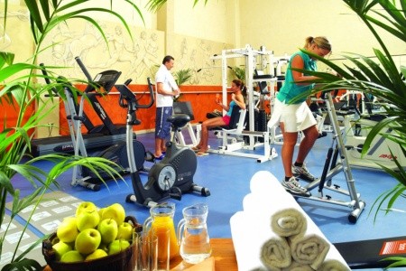 Kanárske ostrovy Tenerife Regency Torviscas Apartments 6 dňový pobyt Bez stravy Letecky Letisko: Budapešť December 2025 ( 7/12/25-12/12/25)