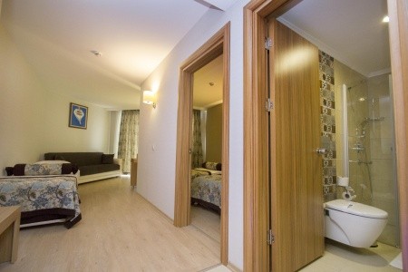 Blue Wave Suite - 15