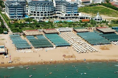 Commodore Elite Suites & Spa - 4