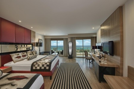 Delphin Imperial - 8