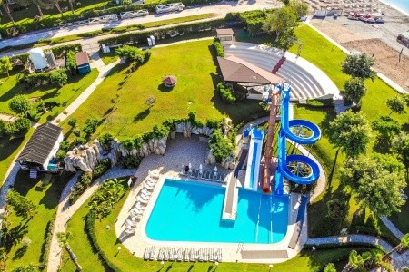 Queen's Park Le Jardin Resort - 10