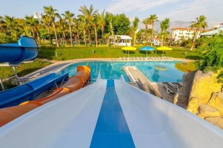 Queen's Park Le Jardin Resort - 11