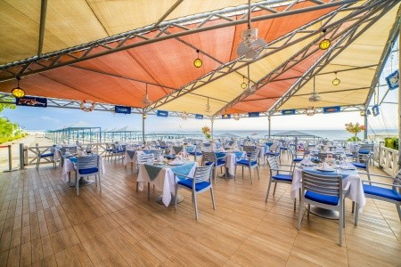 Queen's Park Le Jardin Resort - 19