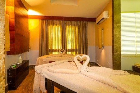 Queen's Park Le Jardin Resort - 39