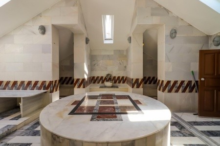 Queen's Park Le Jardin Resort - 40