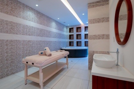 Tasia Maris Beach Hotel & Spa - 20