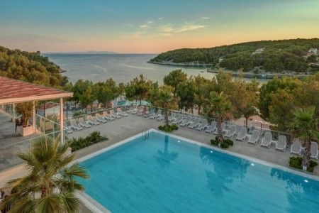 Waterman Milna Hotel & Marina All Inclusive