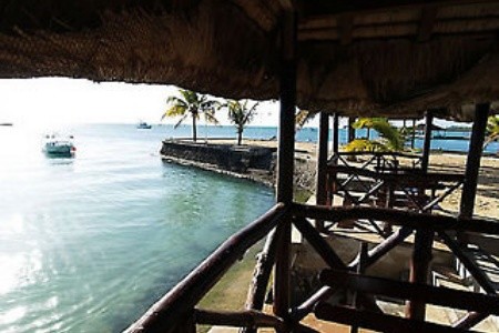 Coral Azur Beach Resort (Mon Choisy)