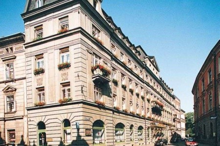 Poľsko Krakov Francuski 5 dňový pobyt Bez stravy Vlastná May 2026 (29/05/26- 2/06/26)