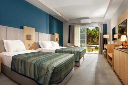 Turecko Kusadasi Ephesia Holiday Beach Club 15 dňový pobyt All Inclusive Letecky Letisko: Bratislava August 2026 (27/08/26-10/09/26)
