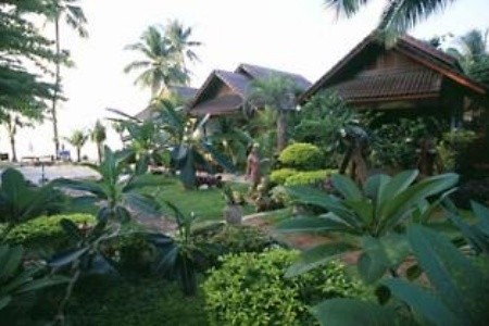 Salad Beach Resort