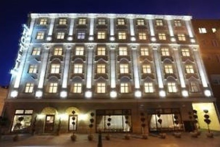 Poľsko Velkopolsko Włoski Business Centrum 3 dňový pobyt Raňajky Vlastná August 2026 ( 2/08/26- 4/08/26)