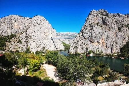 Chorvátsko Omiš Villa Rajski Dvor 11 dňový pobyt Raňajky Letecky Letisko: Praha October 2025 ( 2/10/25-12/10/25)