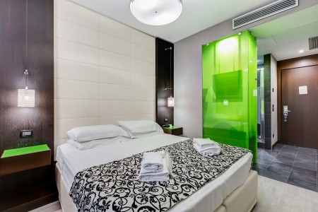 Best Western Cinemusic - 60