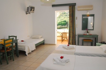 Elpis Studios & Apts - 29