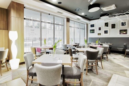 Poľsko Krakov Golden Tulip Krakow Kazimierz 2 dňový pobyt Raňajky Vlastná March 2026 ( 1/03/26- 2/03/26)