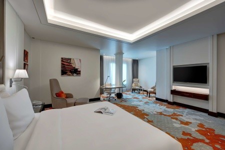 Spojené arabské emiráty Ajman Radisson Blu Ajman 5 dňový pobyt Raňajky Letecky Letisko: Praha February 2026 (19/02/26-23/02/26)