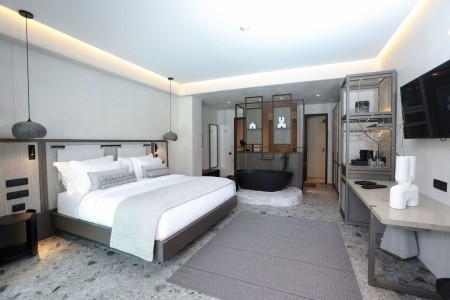 Grécko Mykonos Aeonic Suites & Spa 6 dňový pobyt Raňajky Letecky Letisko: Viedeň September 2026 ( 9/09/26-14/09/26)