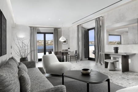 Grécko Mykonos Aeonic Suites & Spa 6 dňový pobyt Raňajky Letecky Letisko: Viedeň September 2026 ( 9/09/26-14/09/26)
