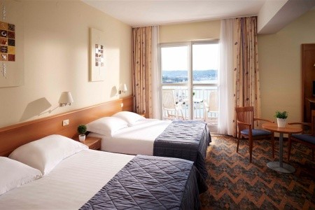 Slovinsko Portorož Riviera 8 dňový pobyt Raňajky Vlastná November 2026 (25/11/26- 2/12/26)