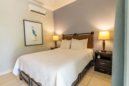 Traveller's Beach Resort - 28