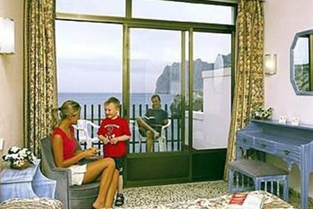 Španielsko Mallorca Globales Don Pedro 7 dňový pobyt Polpenzia Letecky Letisko: Praha July 2026 (21/07/26-27/07/26)