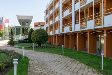 Bulharsko Slnečné Pobrežie Nessebar Beach Resort 8 dňový pobyt All Inclusive Letecky Letisko: Bratislava July 2026 (14/07/26-21/07/26)