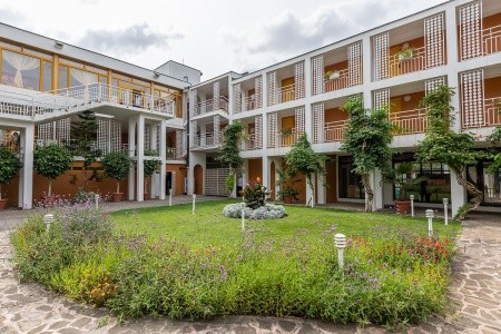 Bulharsko Slnečné Pobrežie Nessebar Beach Resort 8 dňový pobyt All Inclusive Letecky Letisko: Bratislava July 2026 (14/07/26-21/07/26)